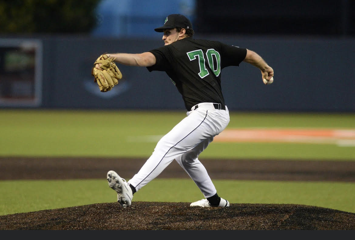 Terrence Beeker Pitching